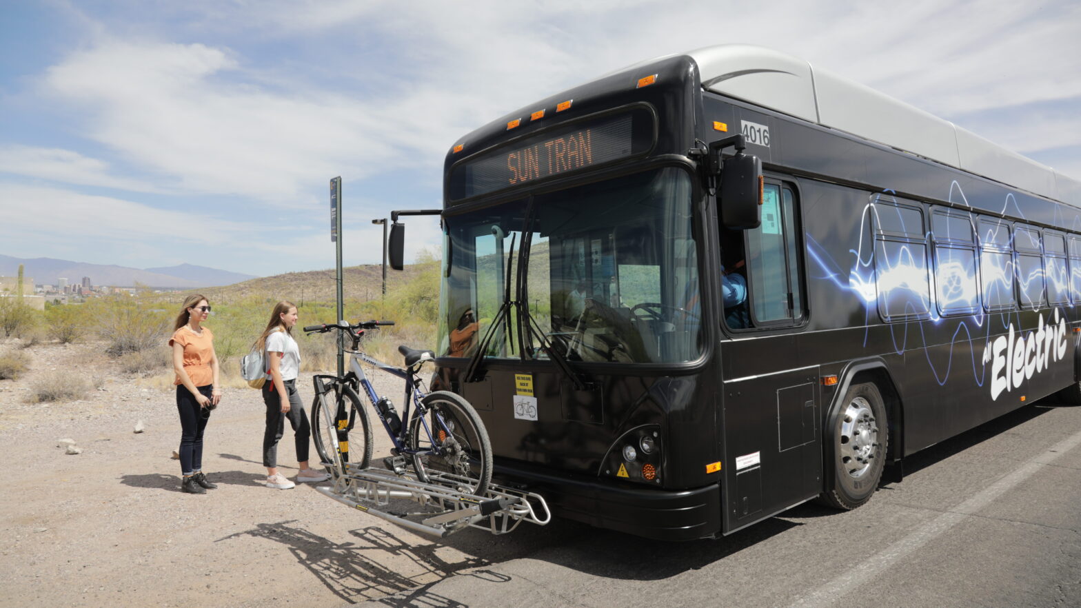 Electric Bus decorative photo